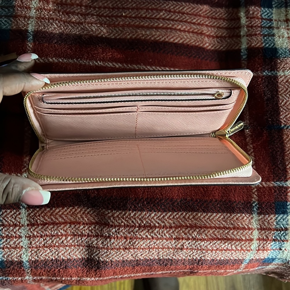 Wallet - Picture 4 of 5
